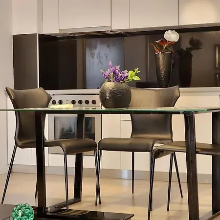 Luxury Near Center! Apartamento *